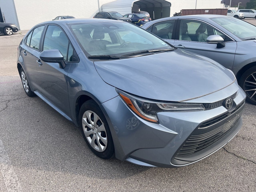 Used 2024 Toyota Corolla LE w/8-Inch Toyota Audio Multimedia Sedan