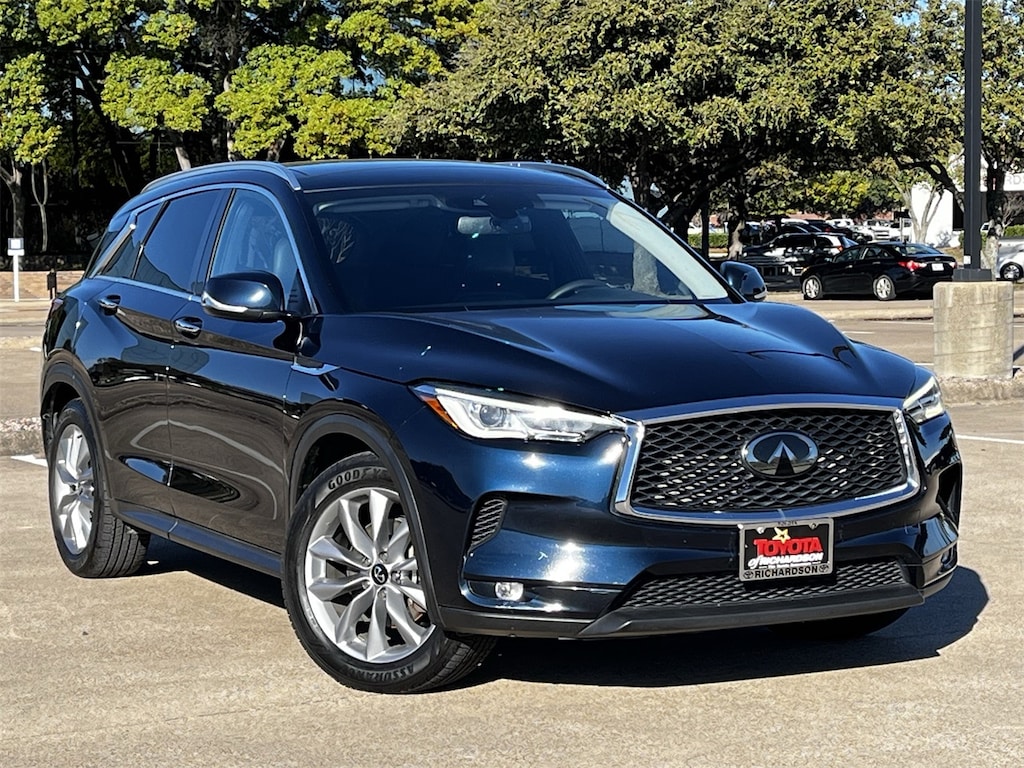 Used 2021 INFINITI QX50 Luxe w/Moonroof/Leather/10-in Alloy Wheels SUV
