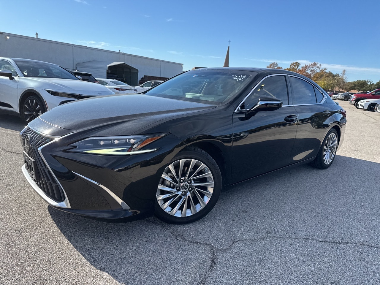 2023 Lexus ES 350 Ultra Luxury's photo