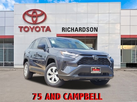 2025 Toyota RAV4 LE SUV