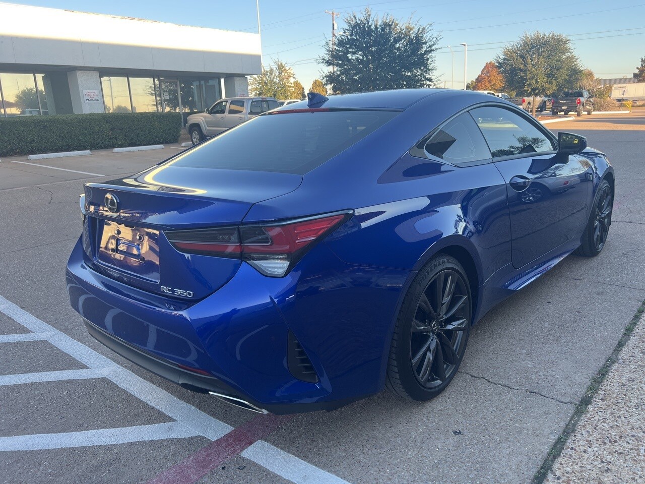 2023 Lexus RC 350 F SPORT photo 4