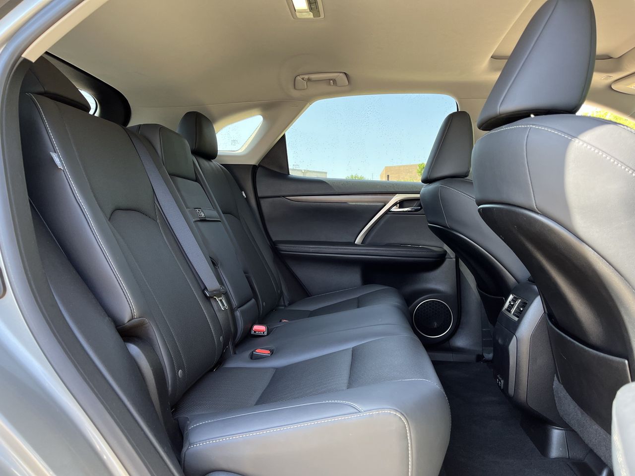 2022 Lexus RX 350 - Photo 27