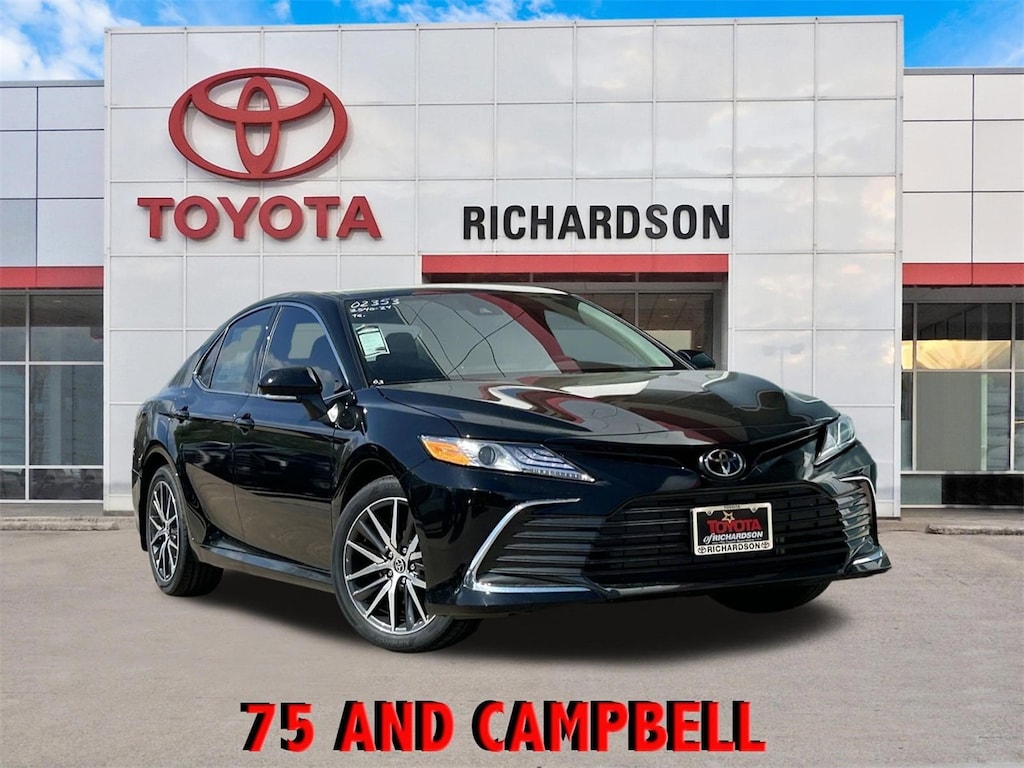 New Midnight Black 2025 Toyota Camry XLE For Sale in Richardson TX