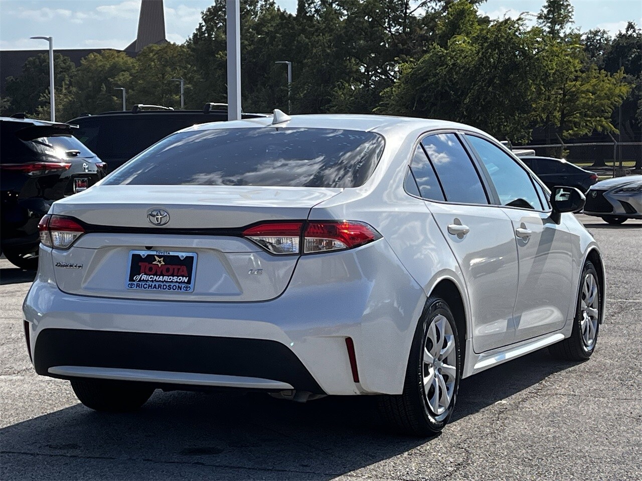 2020 Toyota Corolla LE photo 4