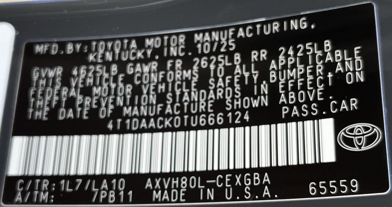 2026 Toyota Camry XLE - Photo 25