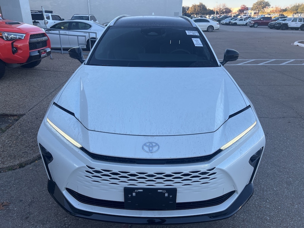 Used 2025 Toyota Crown Signia Limited SUV