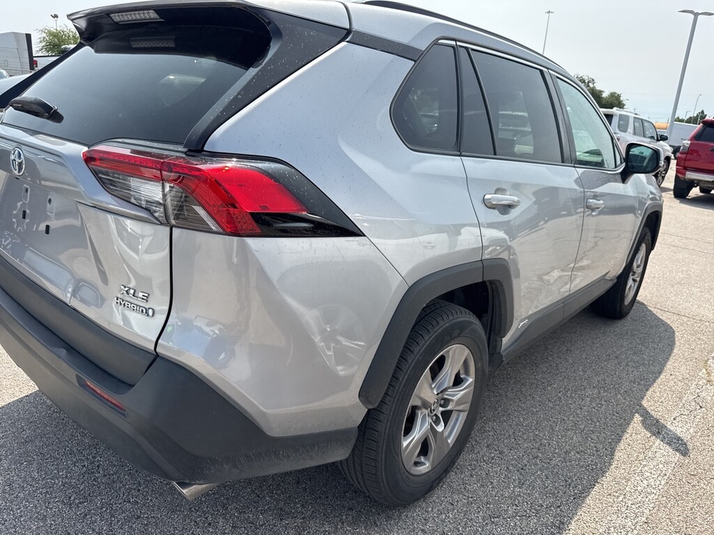 Used 2023 Toyota RAV4 Hybrid XLE w/17-Inch Silver Aluminum Alloy SUV