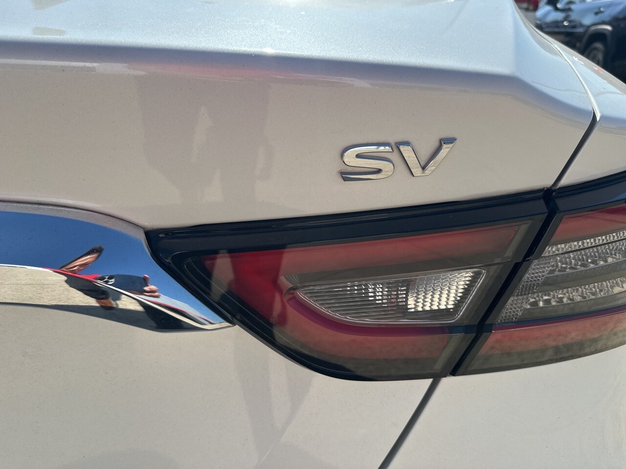 2023 Nissan Maxima SV photo 3