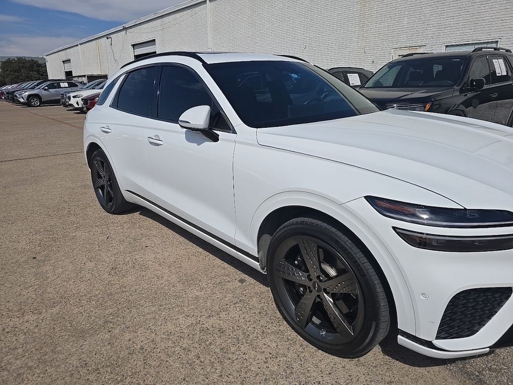 Used 2024 Genesis GV70 2.5T w/Sport Prestige Package/Navigation SUV