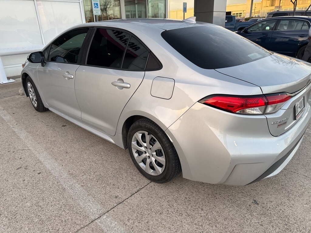 Used 2020 Toyota Corolla LE Sedan