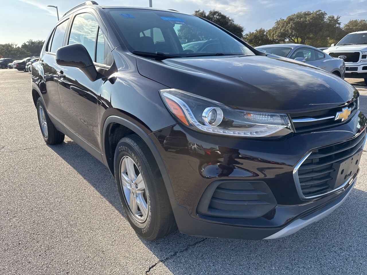 2021 Chevrolet Trax LT photo 3