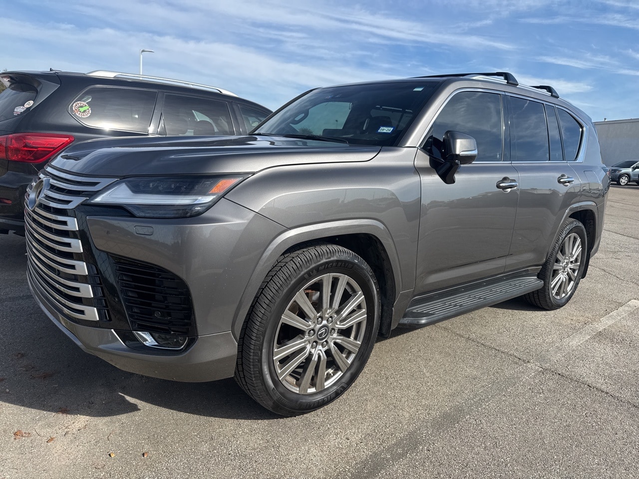 2023 Lexus LX Ultra Luxury's photo