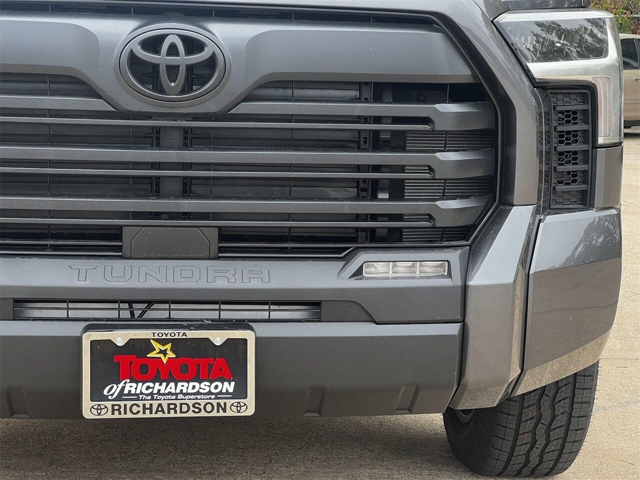 2025 Toyota Tundra SR5 photo 4