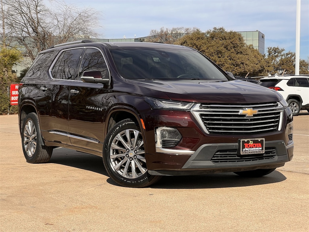 Used 2023 Chevrolet Traverse Premier w/Navigation/Leather/20-Inch Alloy SUV