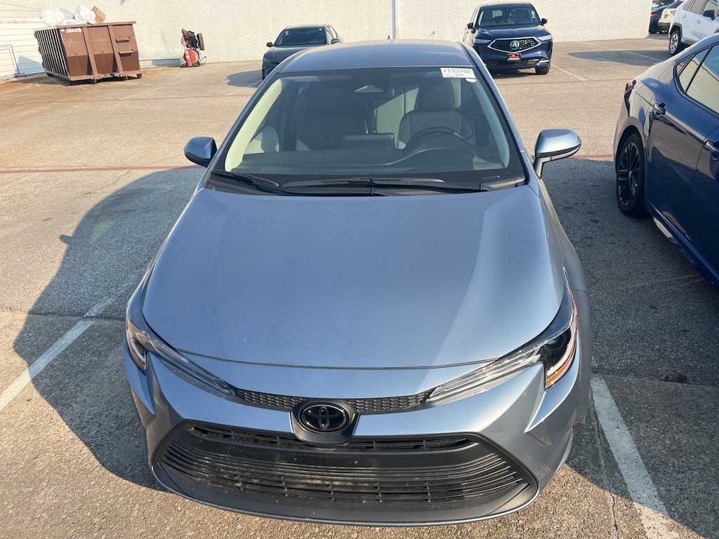 Used 2025 Toyota Corolla LE w/8-in Toyota Audio Multimedia Sedan