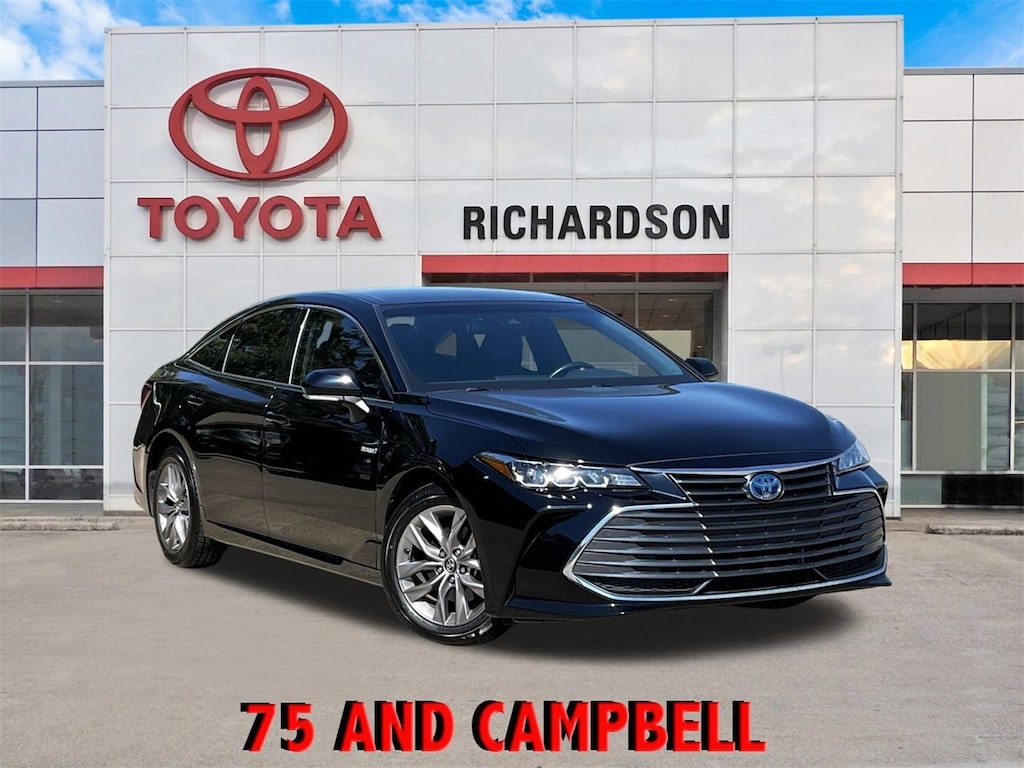 Used 2019 Toyota Avalon Hybrid XLE Plus Sedan