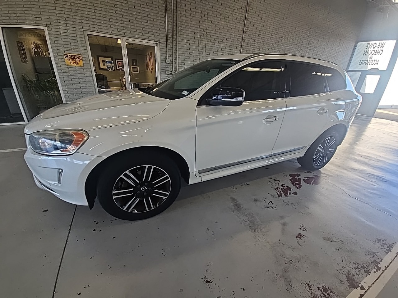 2017 Volvo XC60 T5 Dynamic's photo