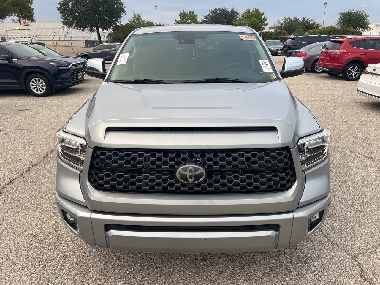 2021 Toyota Tundra Platinum Grade photo 2