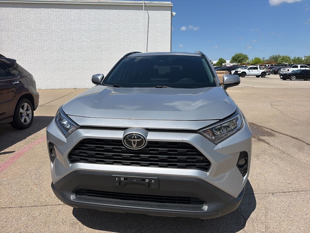 Used 2021 Toyota RAV4 XLE SUV
