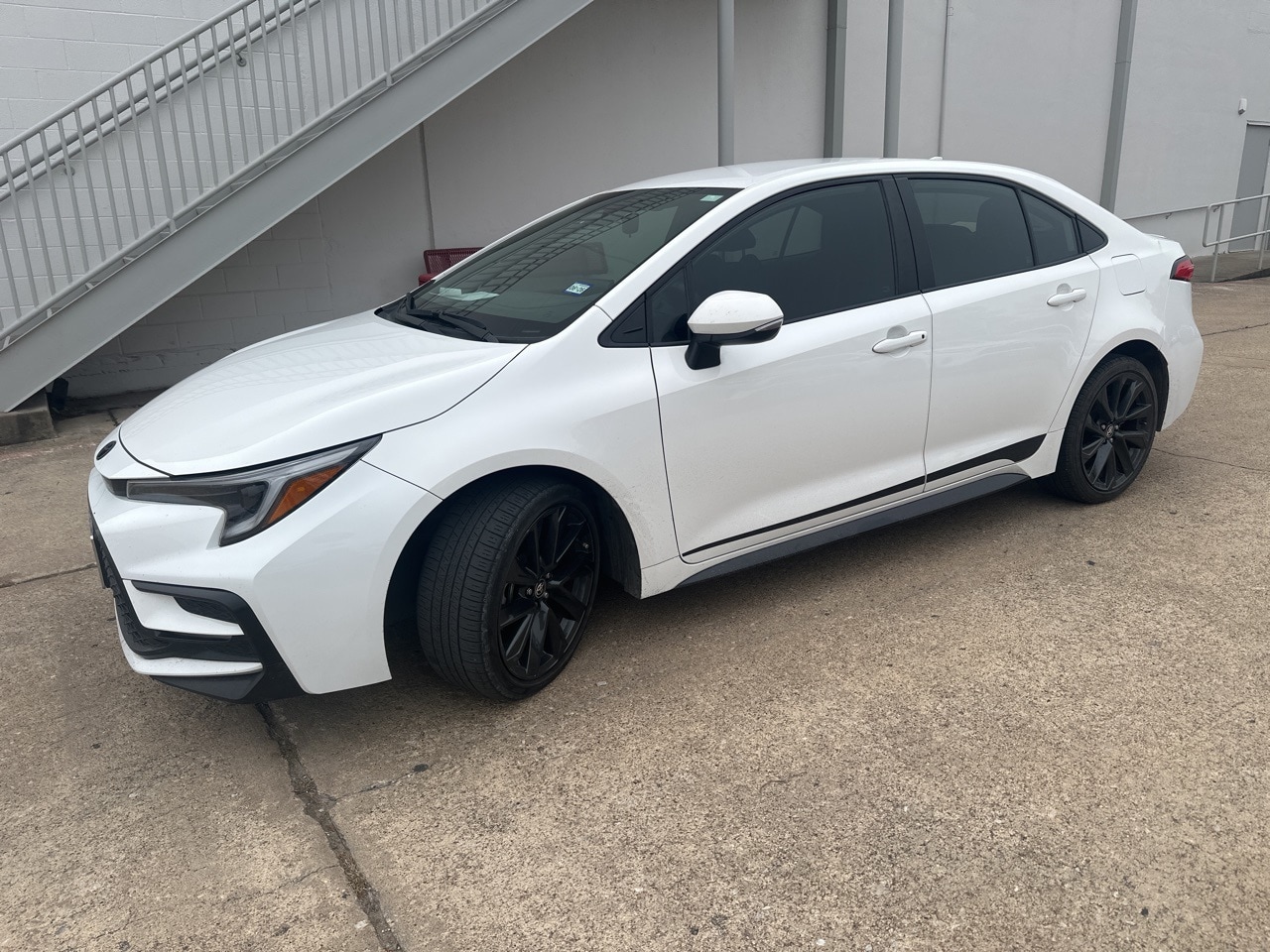 2024 Toyota Corolla SE's photo