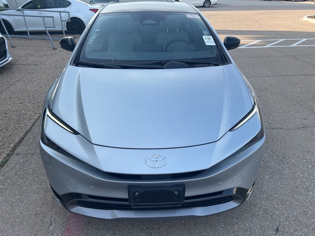 Used 2024 Toyota Prius Limited w/Navigation/Sunroof/Leather Hatchback