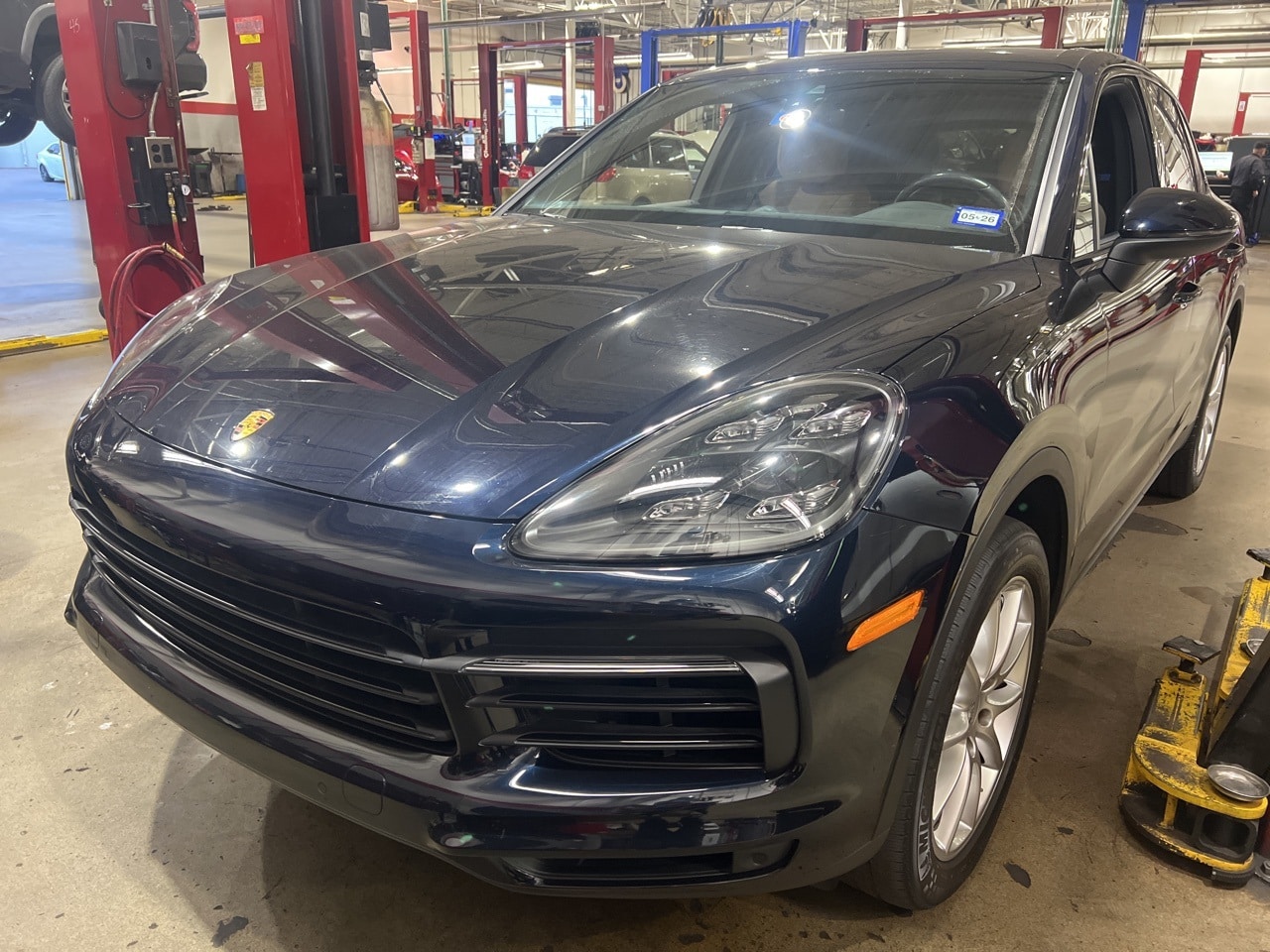 2019 Porsche Cayenne Base's photo