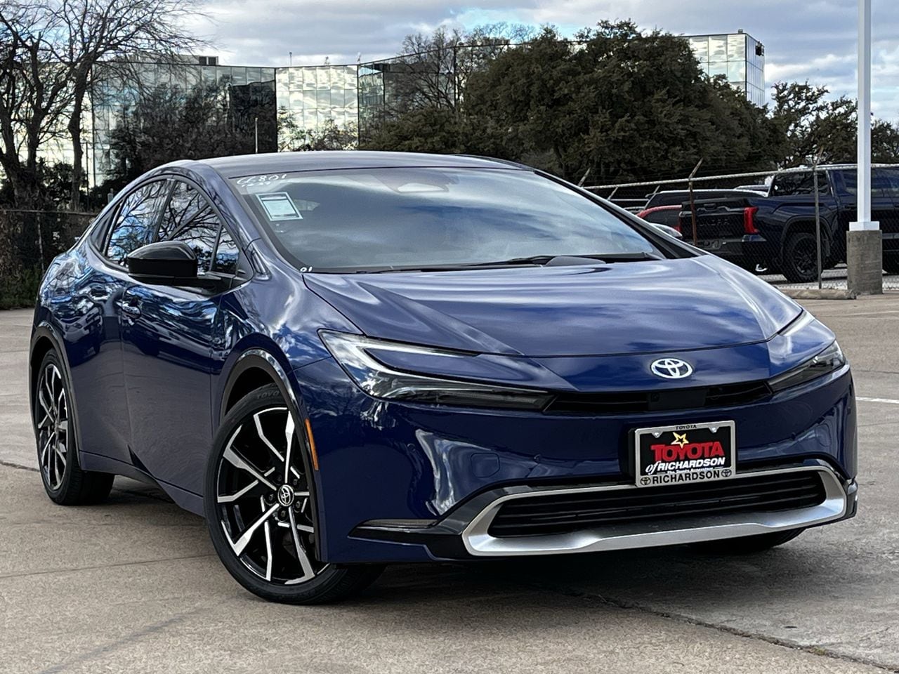 2026 Toyota Prius Plug-in Hybrid XSE Premium - Photo 2
