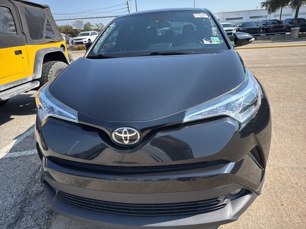 Used 2018 Toyota C-HR XLE Premium w/18-in Sport Alloy Wheels SUV