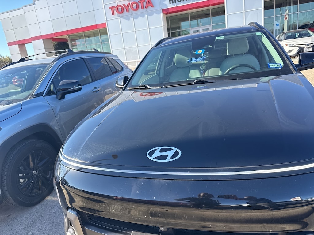 Used 2024 Hyundai Kona Limited w/Navigation/Sunroof/Leatherette/19-in All SUV