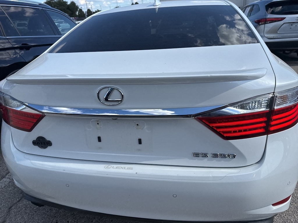 Used 2015 Lexus ES 350 350 Crafted Line w/Sunroof/Perforated Nuluxe Seats Sedan
