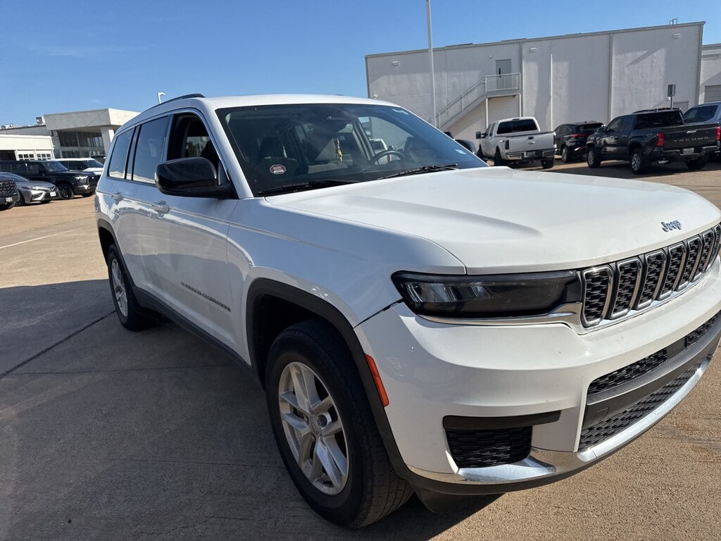 Used 2022 Jeep New Grand Cherokee Laredo w/Luxury Tech Group I SUV