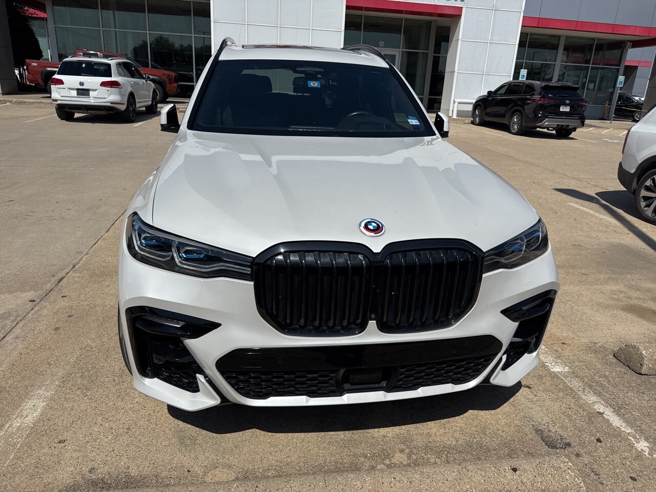 2022 Bmw X7 M50i photo 2