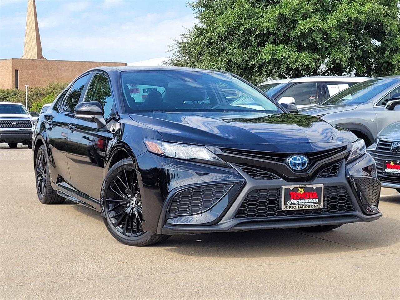 Used 2022 Toyota Camry SE with VIN 4T1T31AK3NU039901 for sale in Richardson, TX