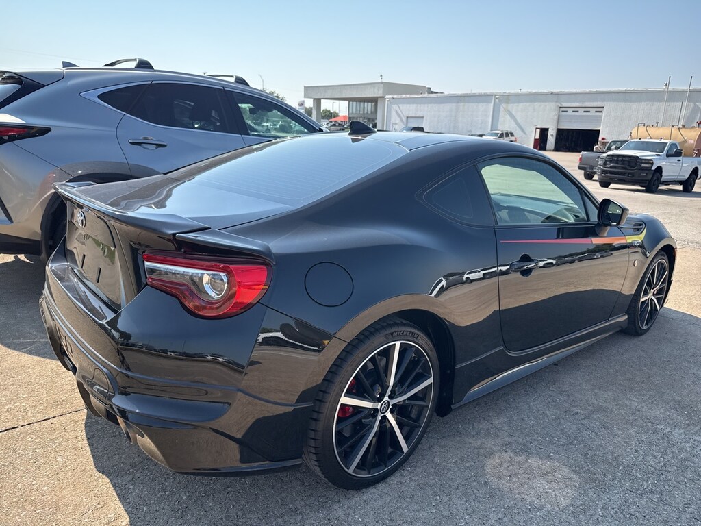 Used 2019 Toyota 86 TRD Special Edition w/18-in Alloy/Red Calipers Coupe