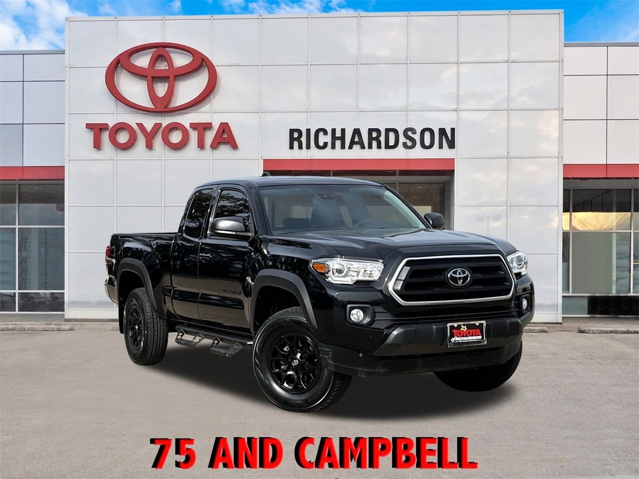 2023 Toyota Tacoma SR5's photo