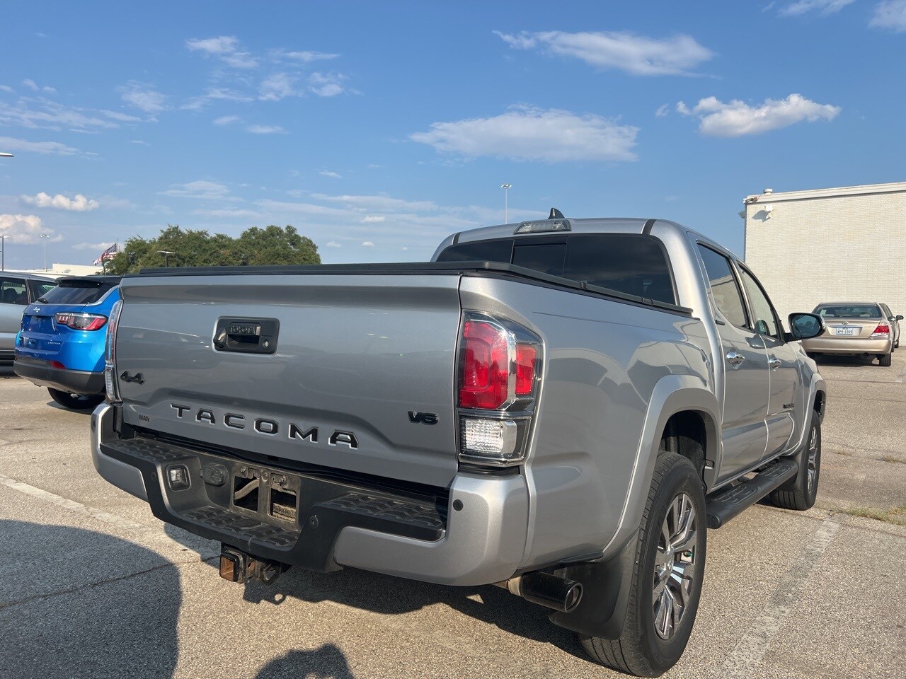 2020 Toyota Tacoma Limited V6 photo 4