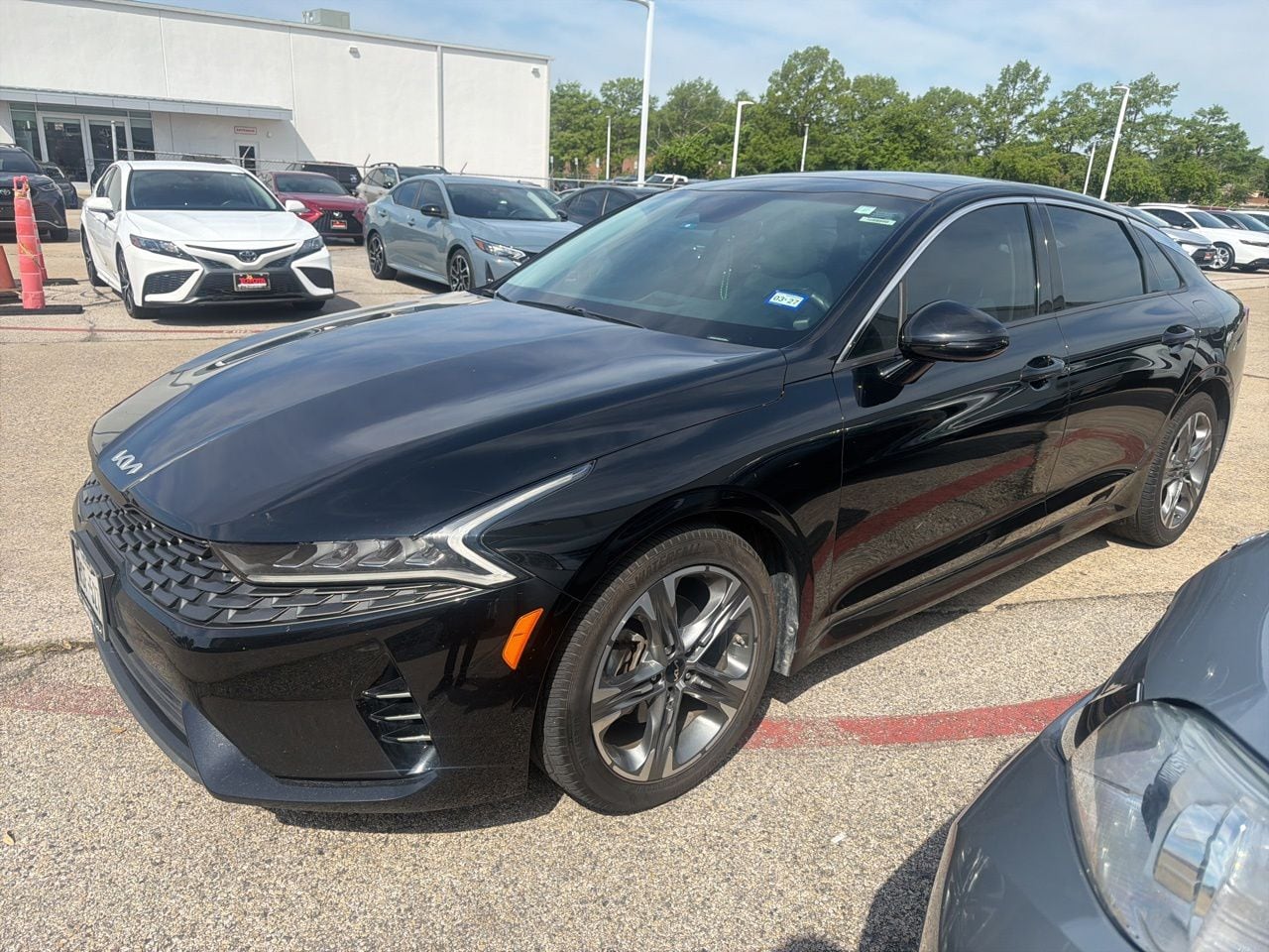 2022 Kia Optima EX FWD's photo