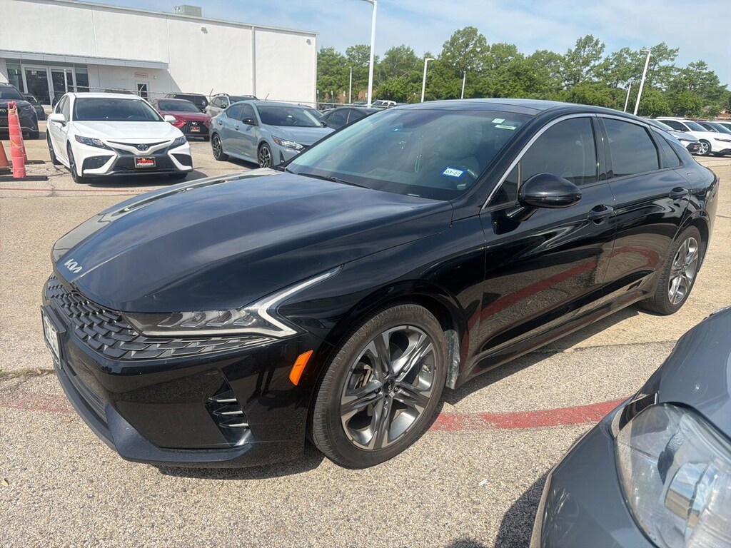 Used 2022 Kia K5 EX w/Navigation/Moonroof/Leather/18-in Alloy Sedan