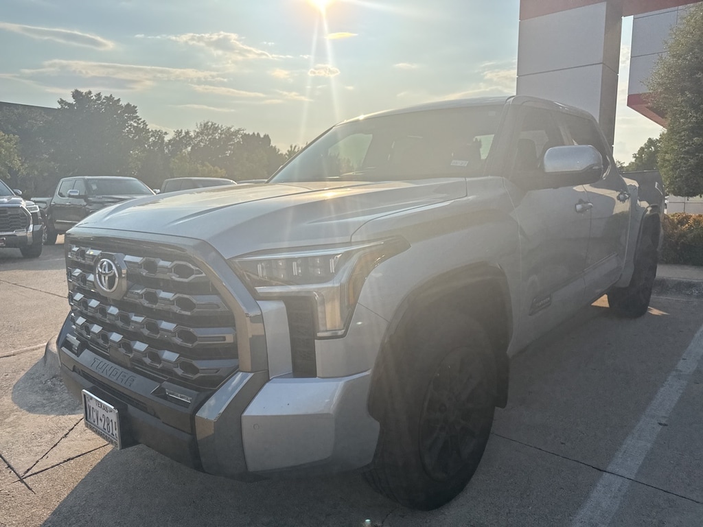 Used 2025 Toyota Tundra Platinum w/Power Running Boards Truck CrewMax
