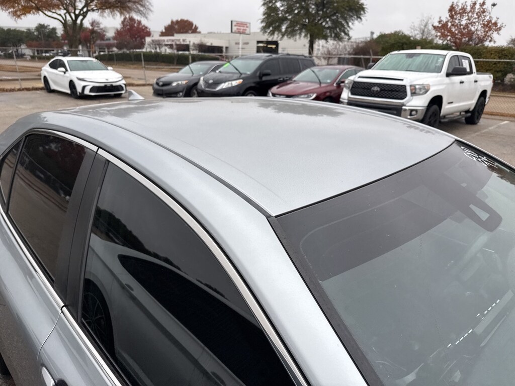 Used 2023 Toyota Camry SE w/18-in Alloy/Sport Softex Seat Trim w/Fabric Sedan