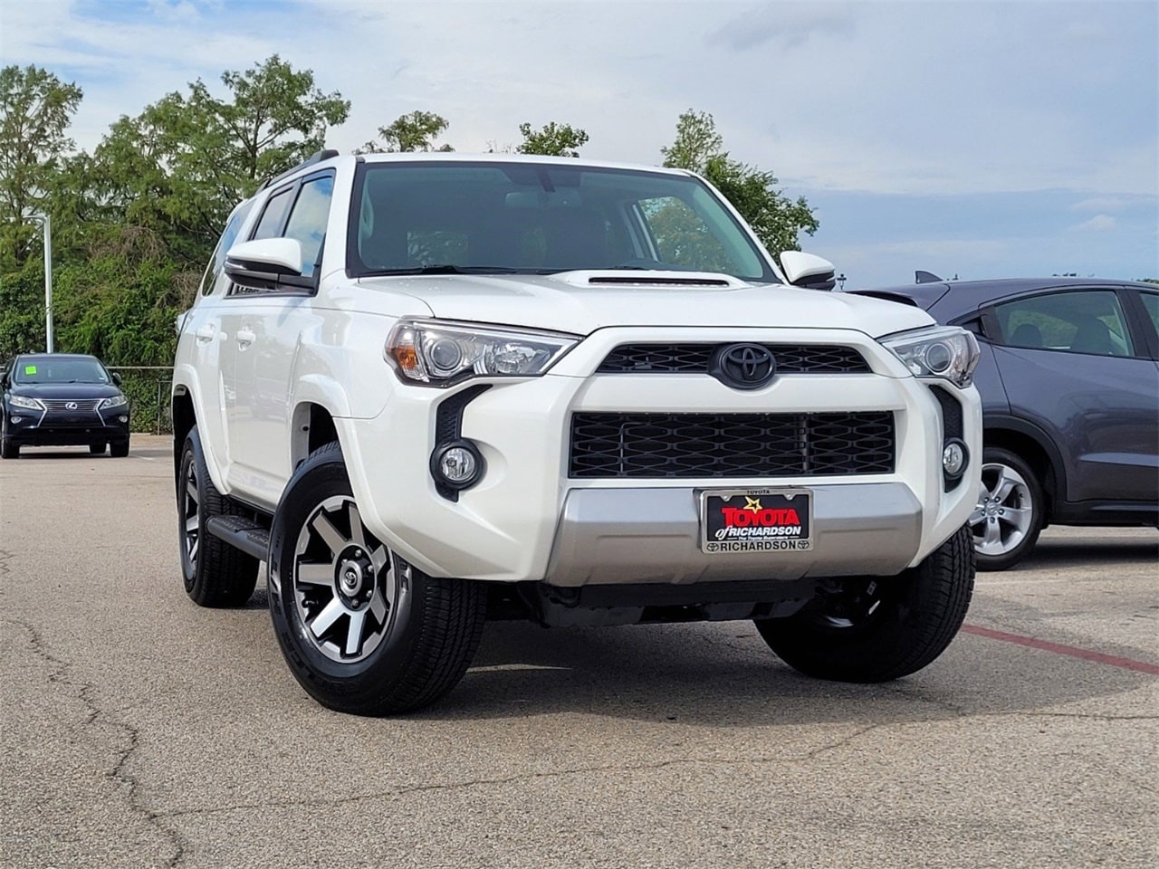 Used 2019 Toyota 4Runner TRF Off-Road Premium with VIN JTEBU5JR7K5648556 for sale in Richardson, TX