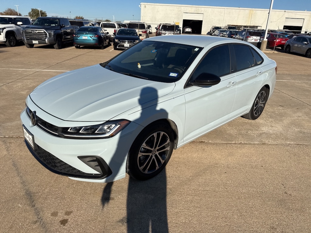 Used 2025 Volkswagen Jetta 1.5T Sport Sedan