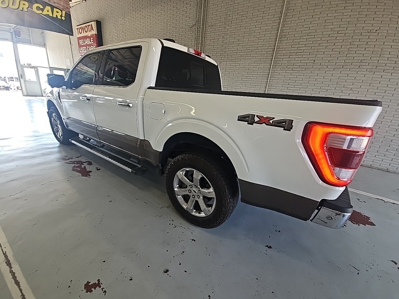 2021 Ford F-150 Lariat photo 4