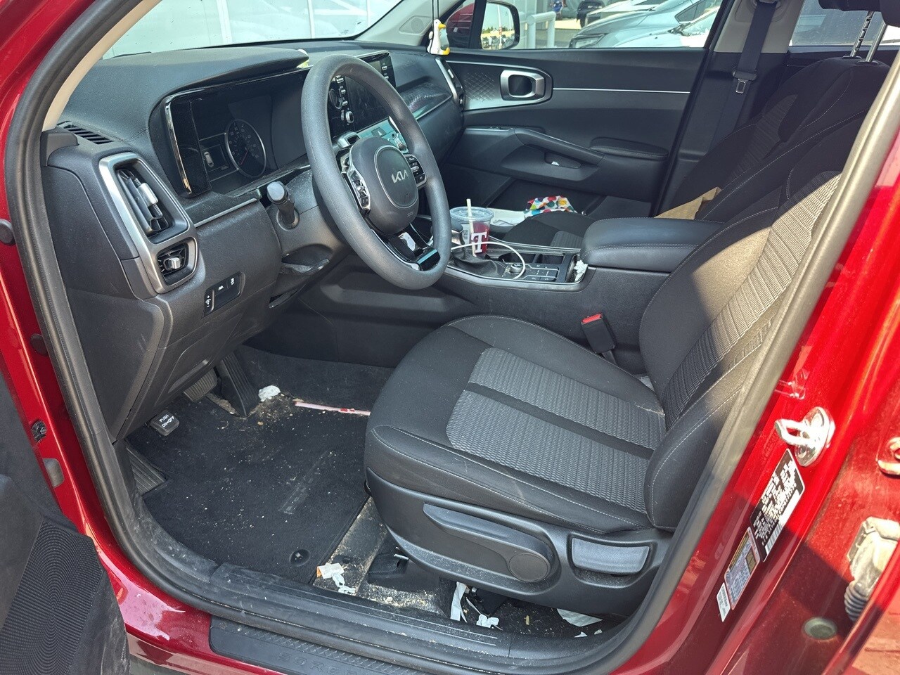 2023 Kia Sorento LX photo 3