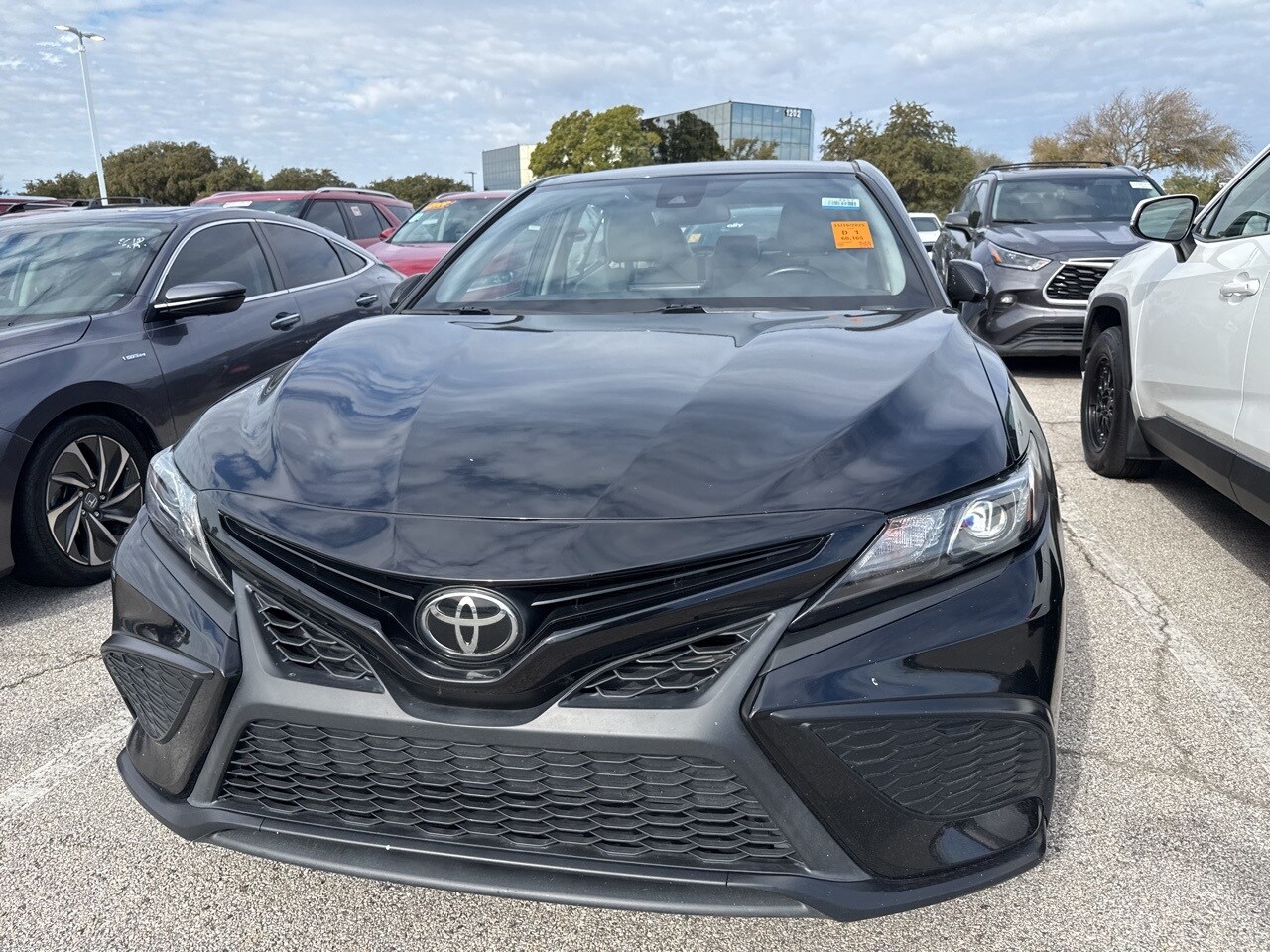 2023 Toyota Camry SE photo 2