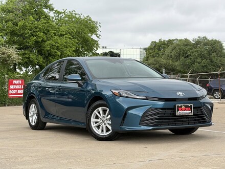 2026 Toyota Camry LE w/16-Inch10-Spoke Silver-Painted Alloy Sedan