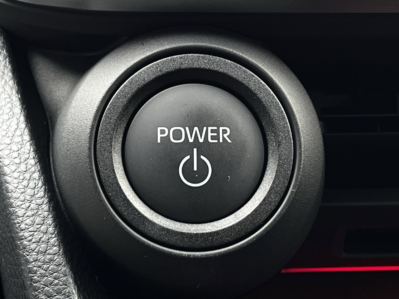 2026 Toyota Prius Plug-in Hybrid XSE Premium - Photo 19