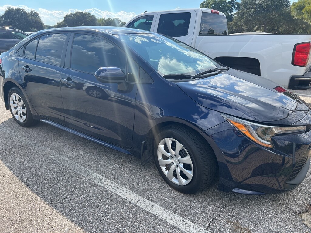 Used 2025 Toyota Corolla LE w/8-in Toyota Audio Multimedia Sedan
