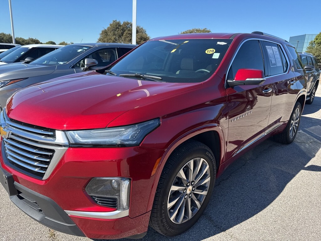 Used 2023 Chevrolet Traverse Premier w/Dual Skyscape 2-Panel Sunroof SUV