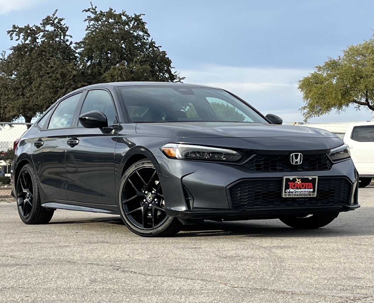 Used 2025 Honda Civic Sport w/Cloth/Leatherette Seating Surfaces Sedan